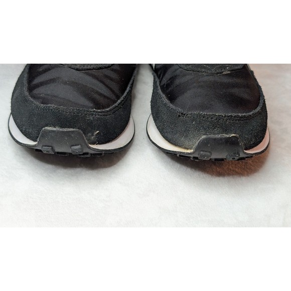 Nike Waffle Trainer 2 YTH Sz. 7 Athletic Shoe BLK/WHT Unisex Sneaker #DC6477-001 - Picture 5 of 16